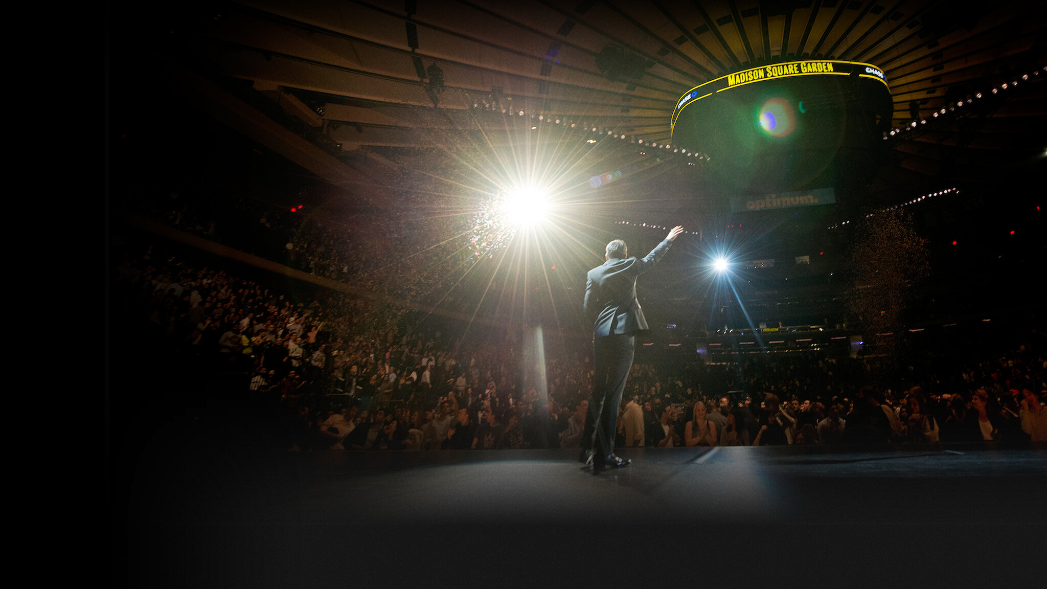 Watch Aziz Ansari Live at Madison Square Garden | Netflix Official