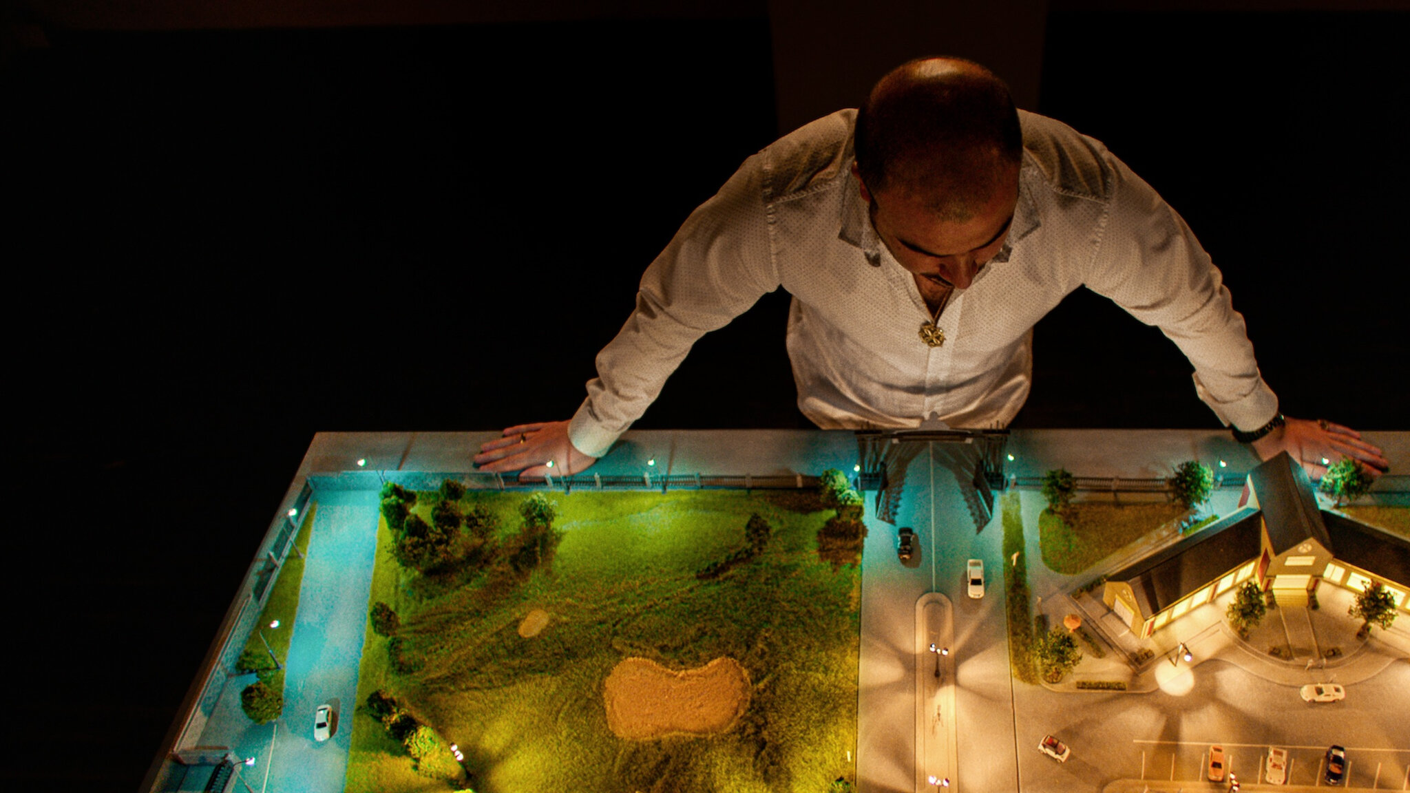 Informative Clip 3: Illusions for Sale: The Rise and Fall of Generation Zoe