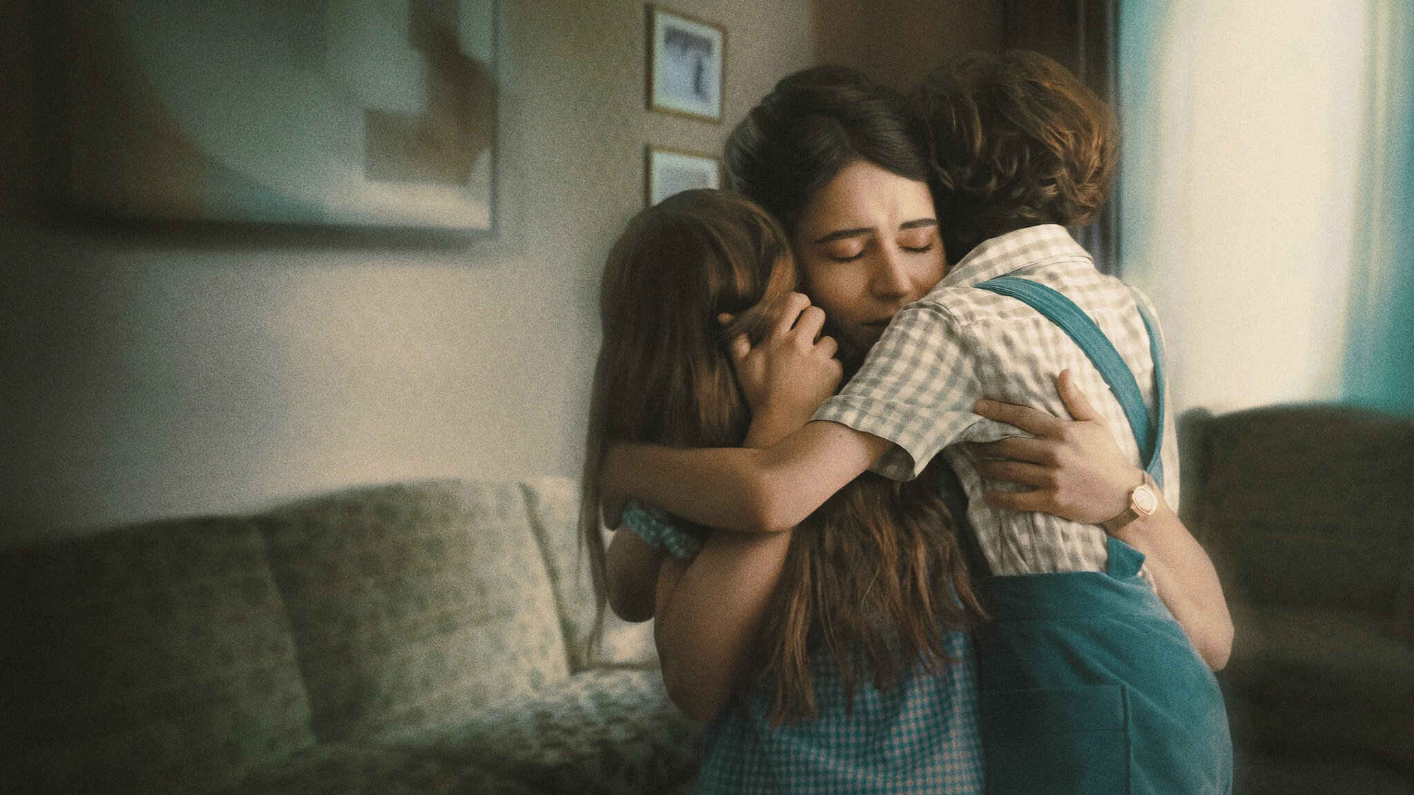 Como termina Ninguém nos Viu Sair? Confira final explicado da série da Netflix Quando a busca por justiça se transforma em um ato de amor incondicional. Assim pode ser definida Ninguém nos Viu Partir, minissérie mexicana da Netflix baseada na história real de Tamara Trottner. Como termina Ninguém nos Viu Sair? Confira final explicado da série da Netflix