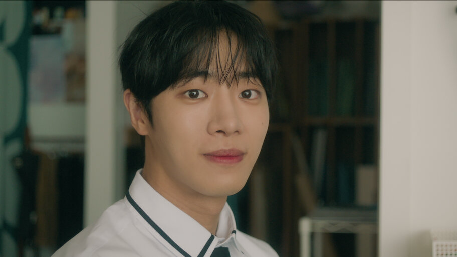 contioutra.com - A Netflix acaba de lan&ccedil;ar um romance coreano doce por fora e emocionalmente cruel por dentro