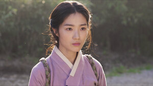 Katta xorozlar va suvli blondes bilan qora yigitlar