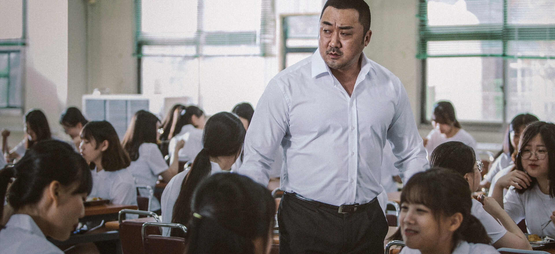 守護教師﻿を観﻿る | Netflix