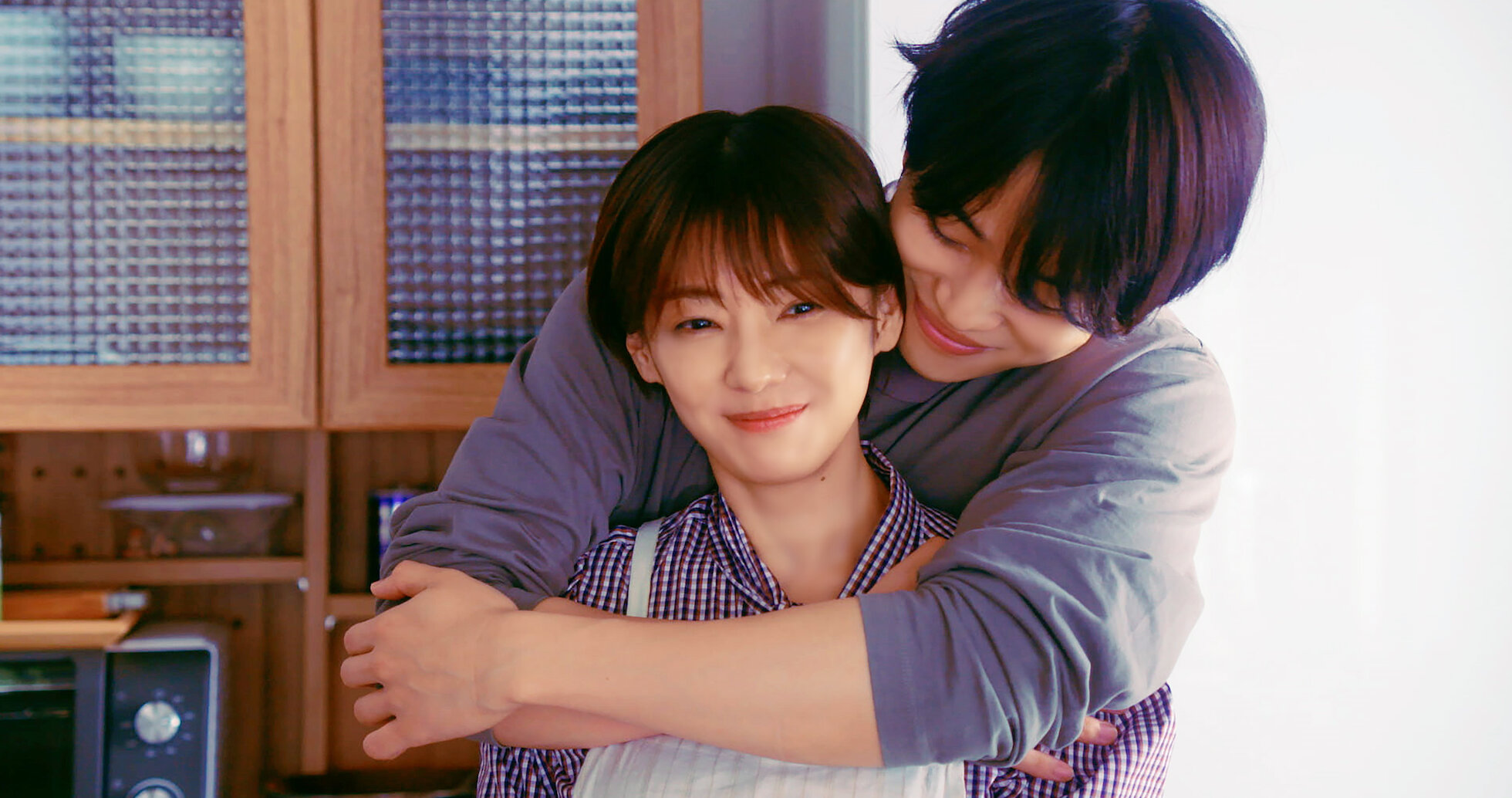 隣の男はよく食べる DVD BOX / 倉科カナ 菊池風磨 山田真歩 高橋光臣 Amazon.co.jp: 未開封品『隣の男はよく食べる Blu-ray BOX』倉科